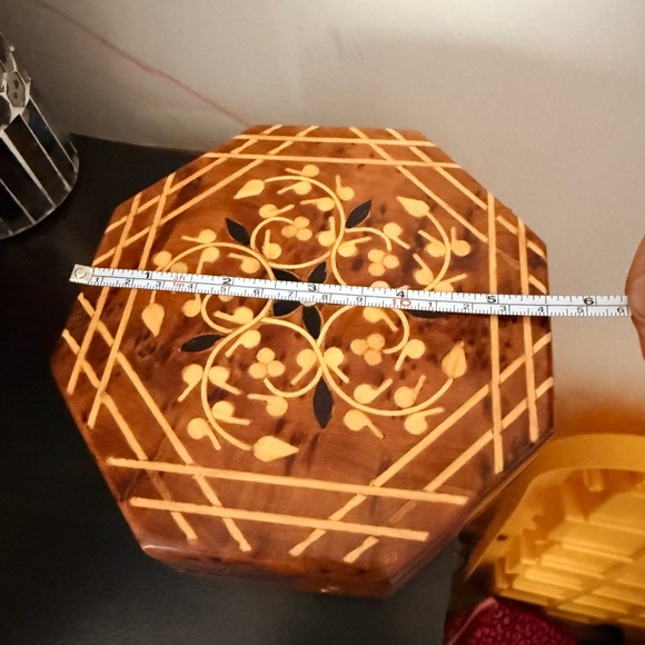 Wooden Octagonal Storage Box - Picture 4 of 5